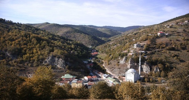 Mavi Gl 300 bin turistle rekor krd