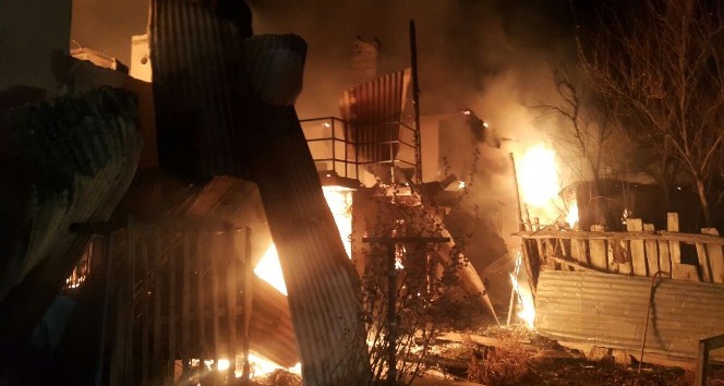 Giresun’da 4 ev, 1 odunluk kl oldu