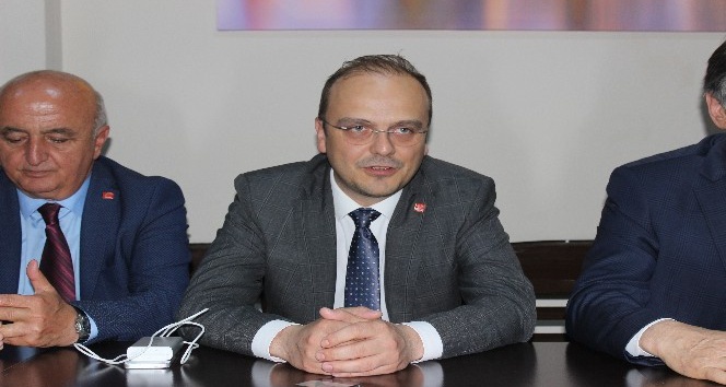 CHP’lilerden gazetecilere ziyaret