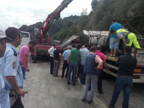 Giresun’da Trafik Kazas: 1 l 1 Yaral