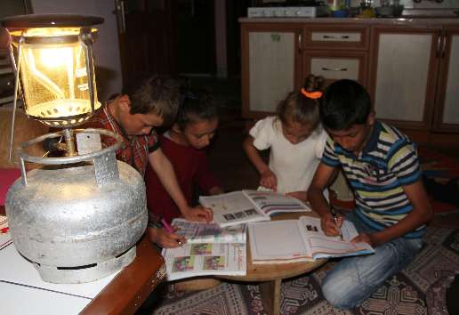 GRESUN’DA, GAZ LAMBALI YAAM