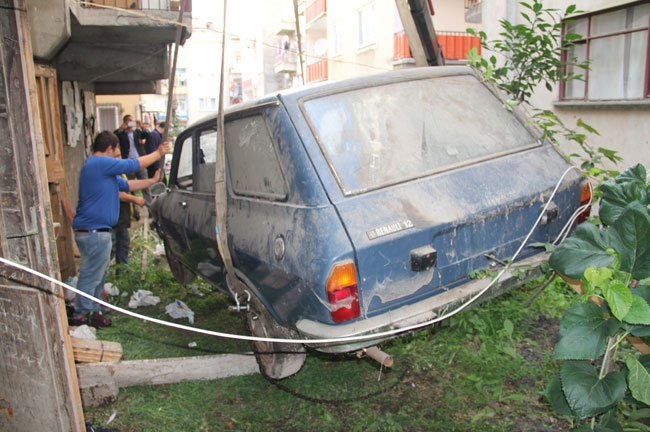 0 km otomobil ald ancak 34 yldr bir trl binemedi