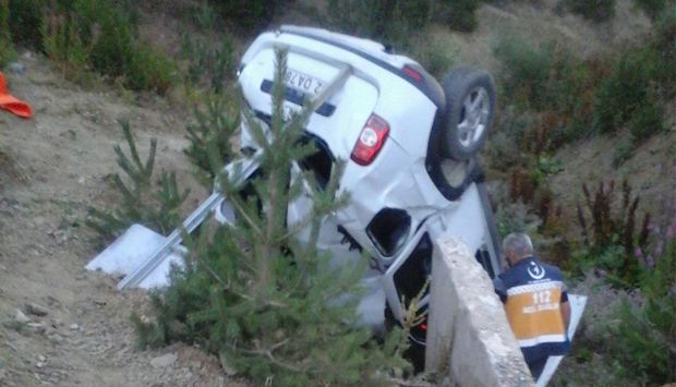 Kurtbelinde Trafik Kazas, 1 l 3 Yaral