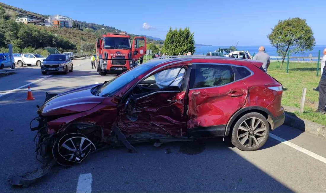 Giresun’un Eynesil ilçesinde sabah kavşakta meydana gelen trafik kazasında 3